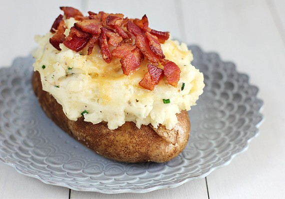 loaded-baked-potato-1-570x399.jpg